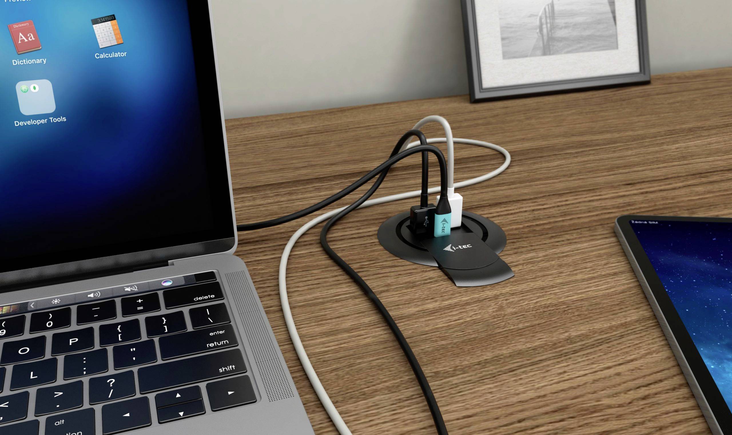 I-tec Built-in Desktop Fast Charger USB Ladegerät 96W 2x USB-A, 1x USB-C® Quick Charge 3.0, USB PD Schwarz Innenbereich