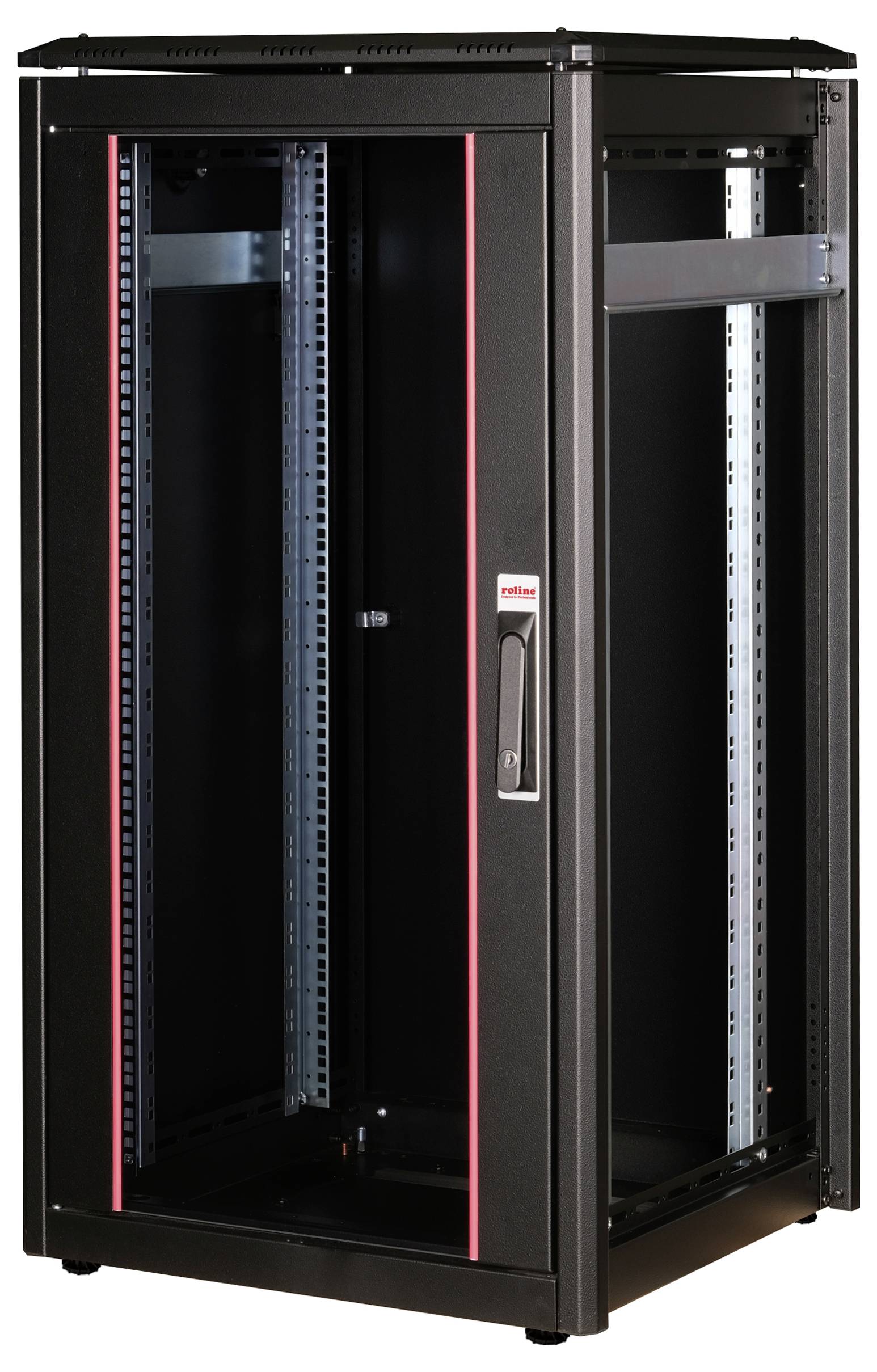 Ein schwarzer Netzwerkschrank mit Glastür steht offen, zeigt innere Halterungen für Geräte.