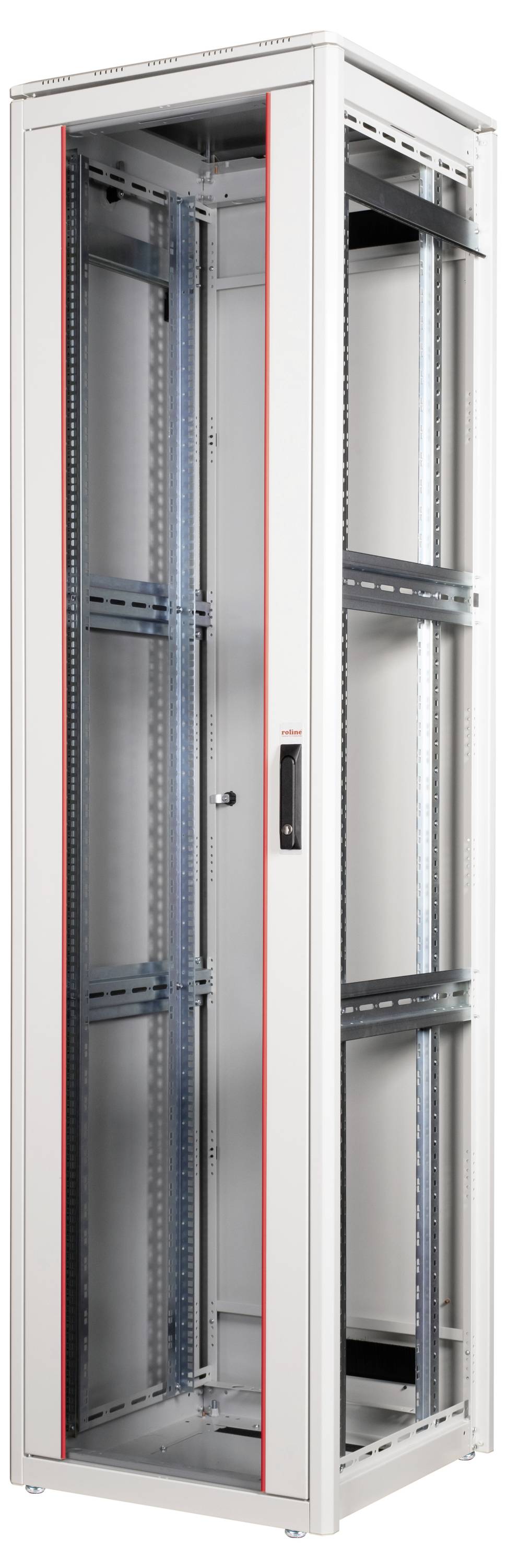 Leerer Serverrack mit Metallrahmen, geeignet für den Einbau von Netzwerktechnik und Servern in Rechenzentren oder Büros.