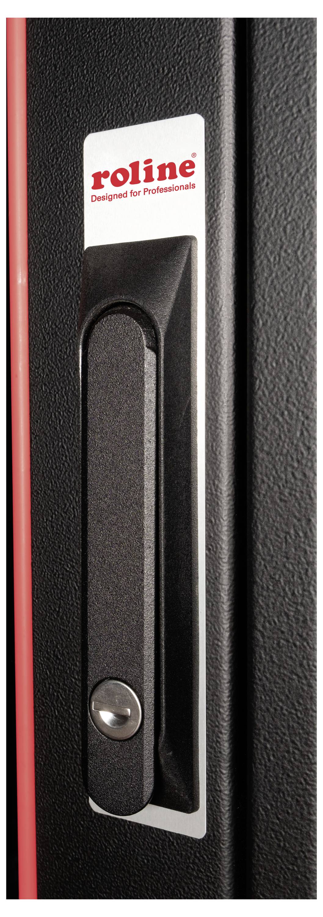 Griff eines Schrankes mit der Aufschrift 'roline Designed for Professionals'.