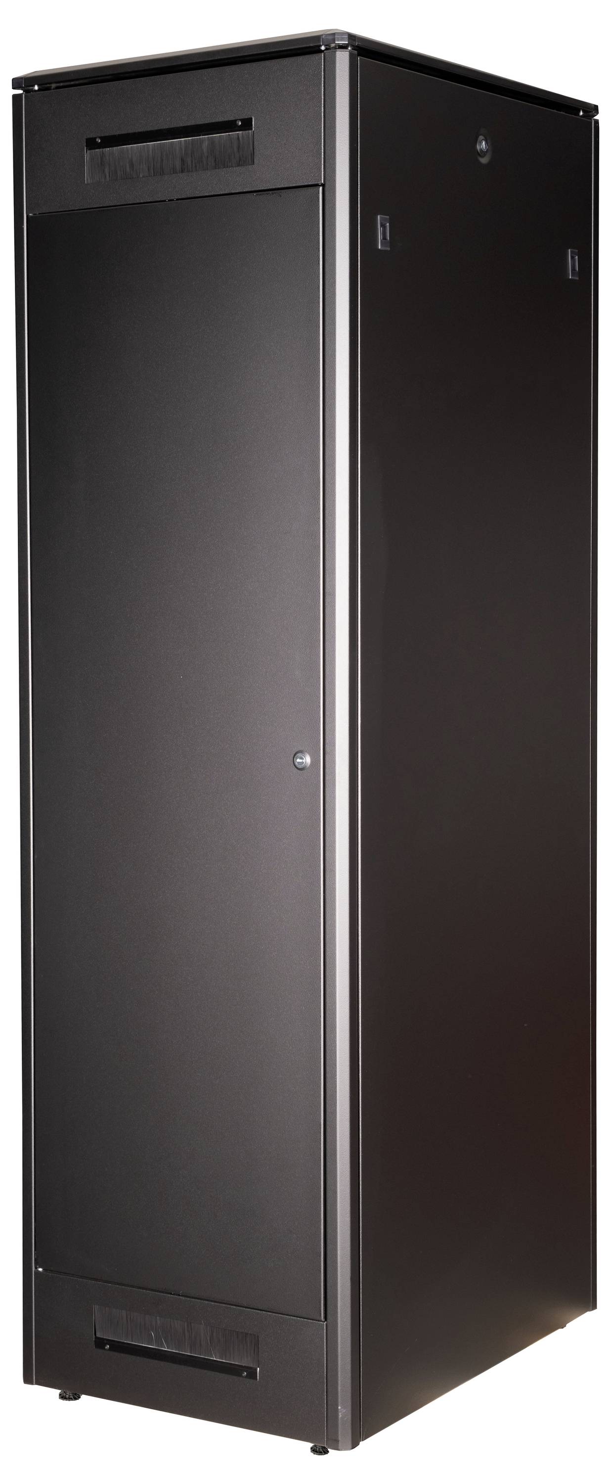 Schwarzer, geschlossener Server-Rack-Schrank, freistehend. Geeignet für Server- und Netzwerkausrüstung in Rechenzentren oder IT-Räumen.