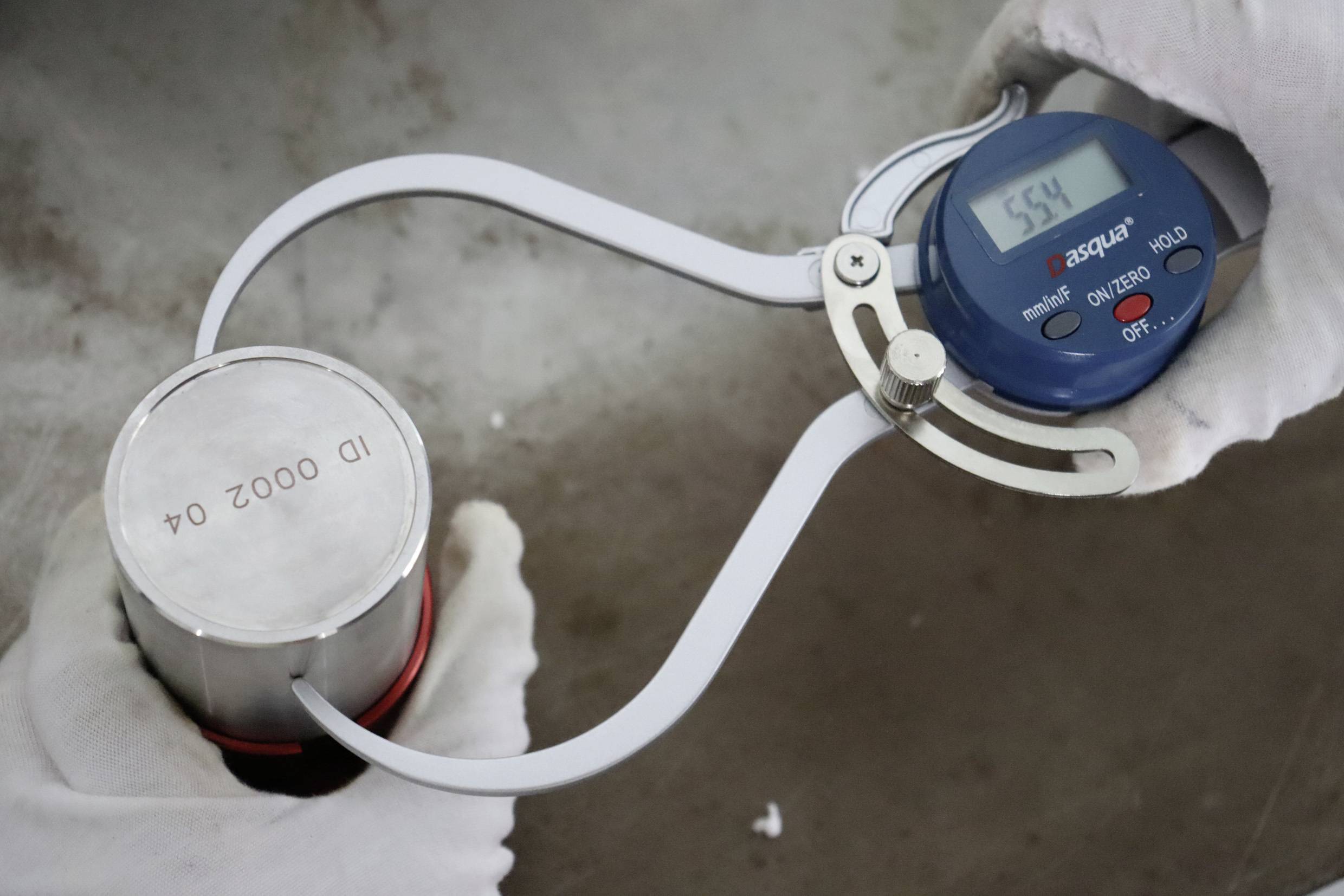 Dasqua DIN EN 862 1804-1020 Digitaler Außenmessschieber 150 mm