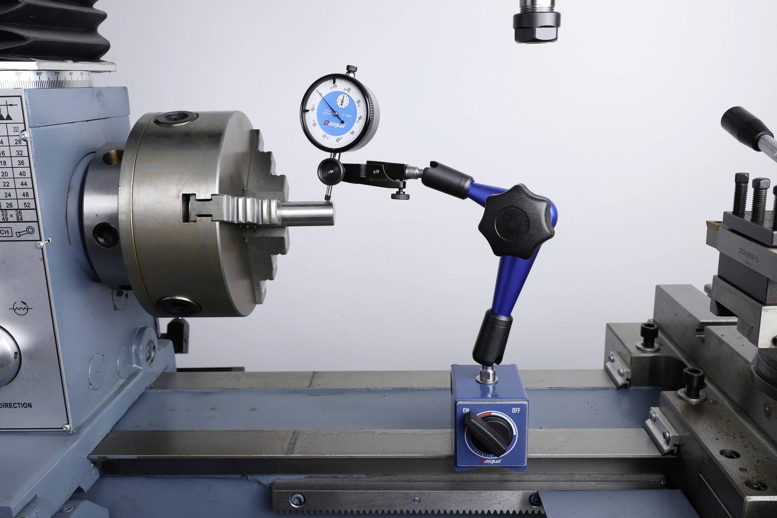 Dasqua 7121-0020 Power-Magnetfuß mit verstärkter Verriegelung Ablesung: 220 mm