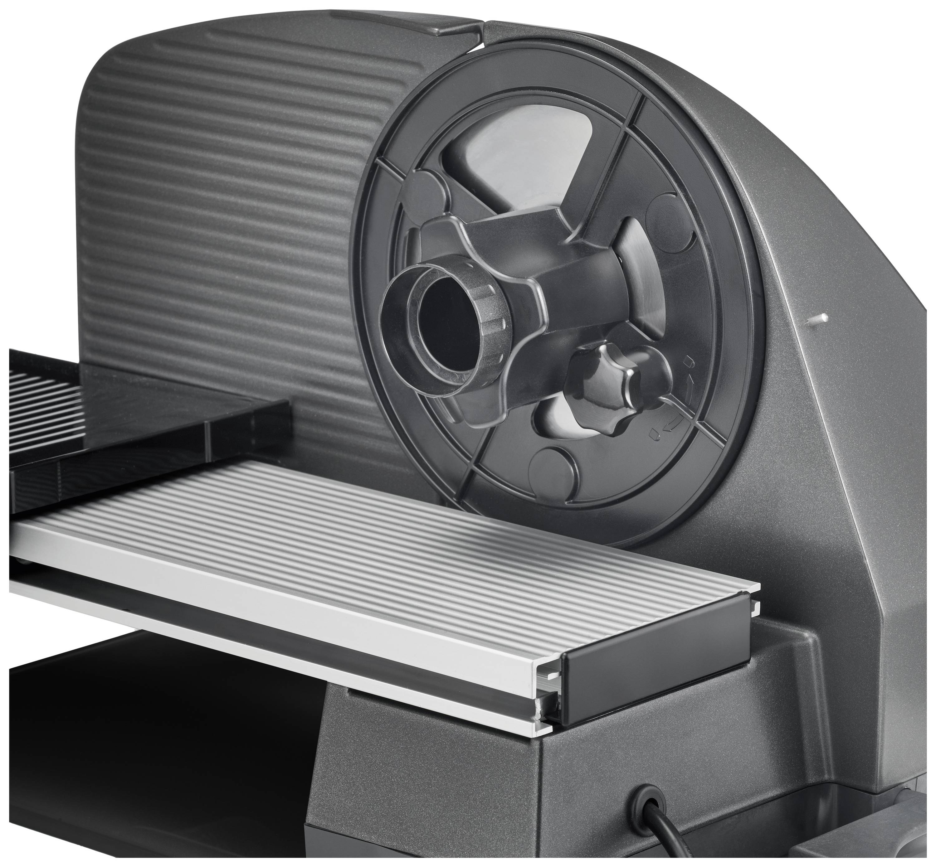Elektrische Aufschnittmaschine mit schwarzem Gehäuse, silberfarbener Schneidfläche und schwarzem Drehrad zur Einstellung der Schnittdicke.