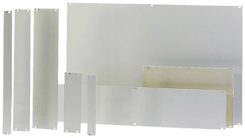 Mehrere rechteckige graue Metallplatten verschiedener Größen, angeordnet nebeneinander, zeigen Vielfalt der Blechgrößen.