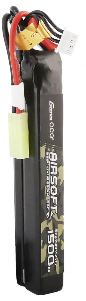 Akku für Airsoft-Waffen, 1500 mAh, rechteckig, schwarze Ummantelung, mit rot-schwarzem Kabel und weißen Stecker.