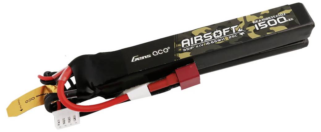 'Airsoft 1500mAh 7.4V 20C LiPo Akku-Pack' in Schwarz mit Tarnmuster und roten Kabeln.