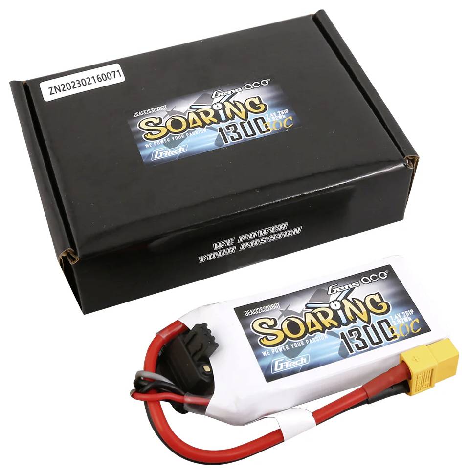 Lithium-Polymer-Akku-soaring-130C-1300mAh in weißer Verpackung mit XT60-Stecker, daneben die schwarze Produktbox mit Label.