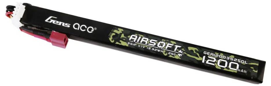 Schwarze Gens Ace Airsoft-Batterie mit '1200 mAh' Aufschrift, rotem Stecker und Tarnmusterdetails.