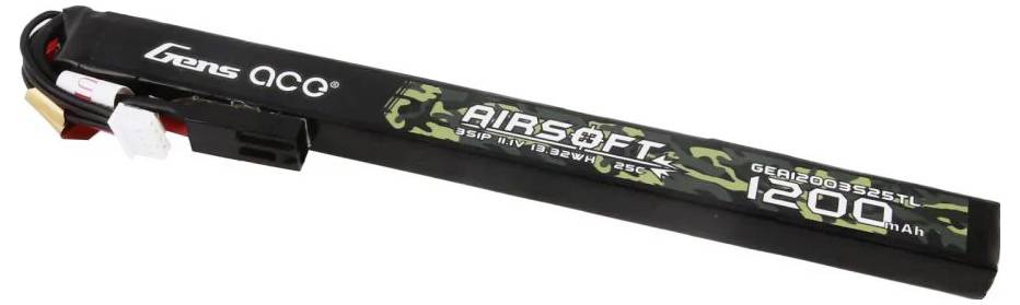 Ein flacher, schwarzer Lithium-Akku für Airsoft-Waffen mit der Aufschrift '1200 mAh'.