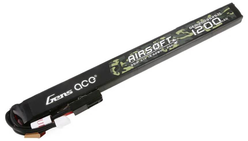 LiPo-Akku mit 'Gens Ace'-Logo und Spezifikationen: Airsoft, 1200mAh. Schwarzes Gehäuse mit Anschlusskabel und Stecker.
