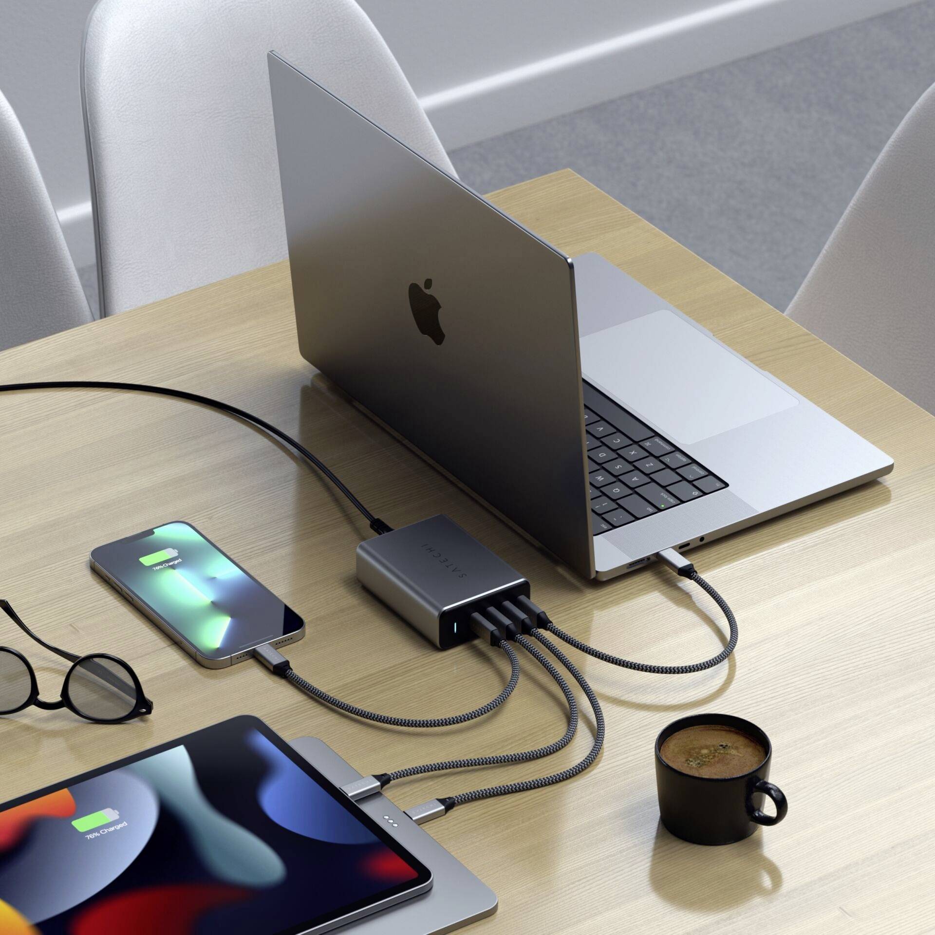 Satechi ST-UC165GM-EU USB Ladegerät 165W 4x USB-C® USB PD Anthrazit Innenbereich