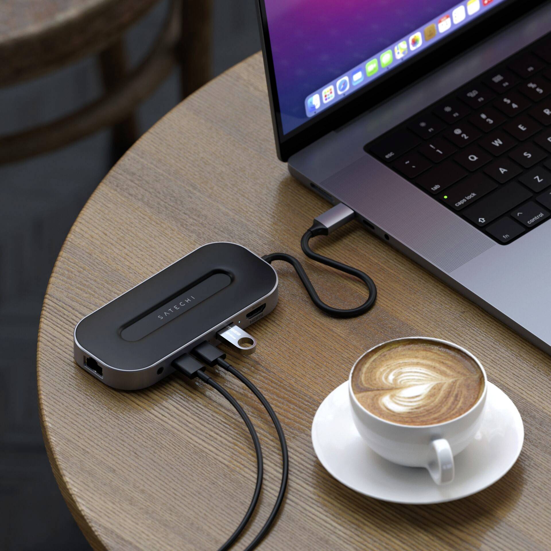 Satechi USB4® Dockingstation ST-U4MGEM