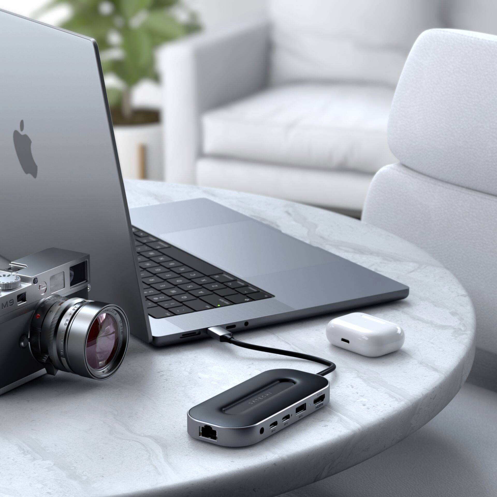 Satechi USB4® Dockingstation ST-U4MGEM