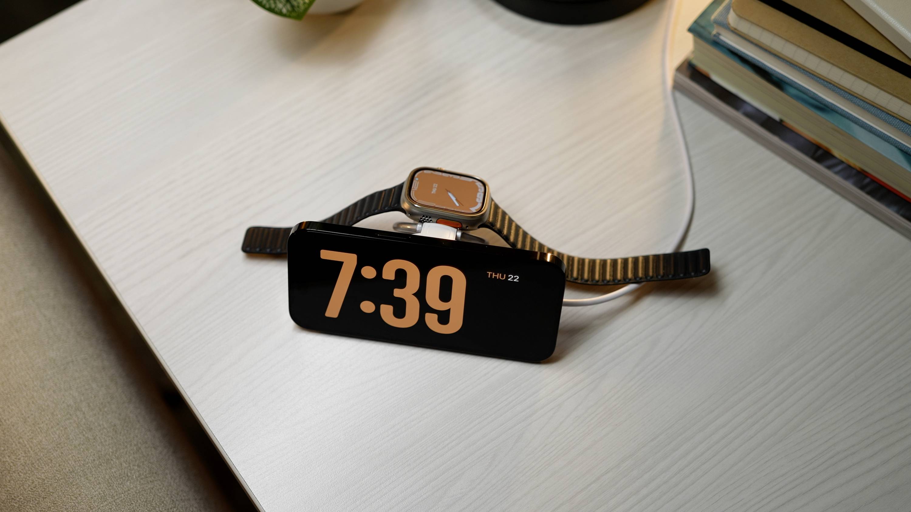 HYPER Induktions-Ladegerät HyperJuice HJ3310WHGL