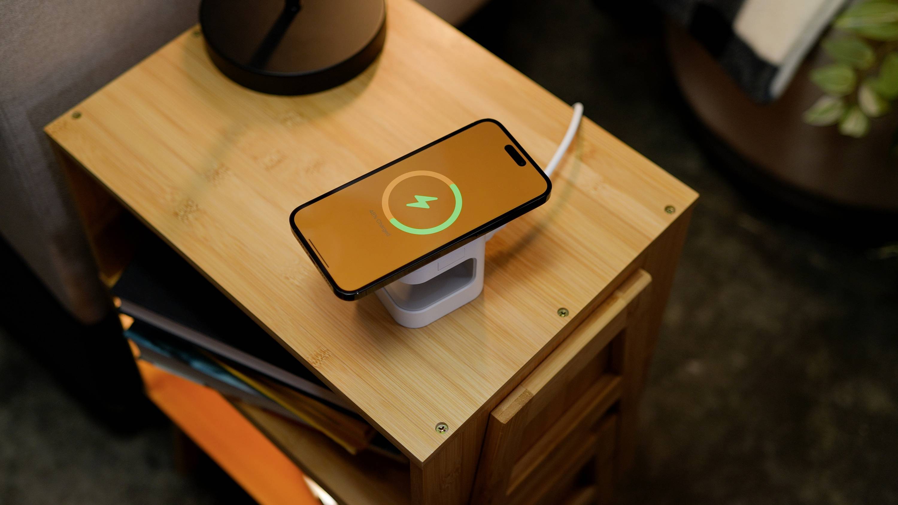 HYPER Induktions-Ladegerät HyperJuice HJ3320WHGL Weiß