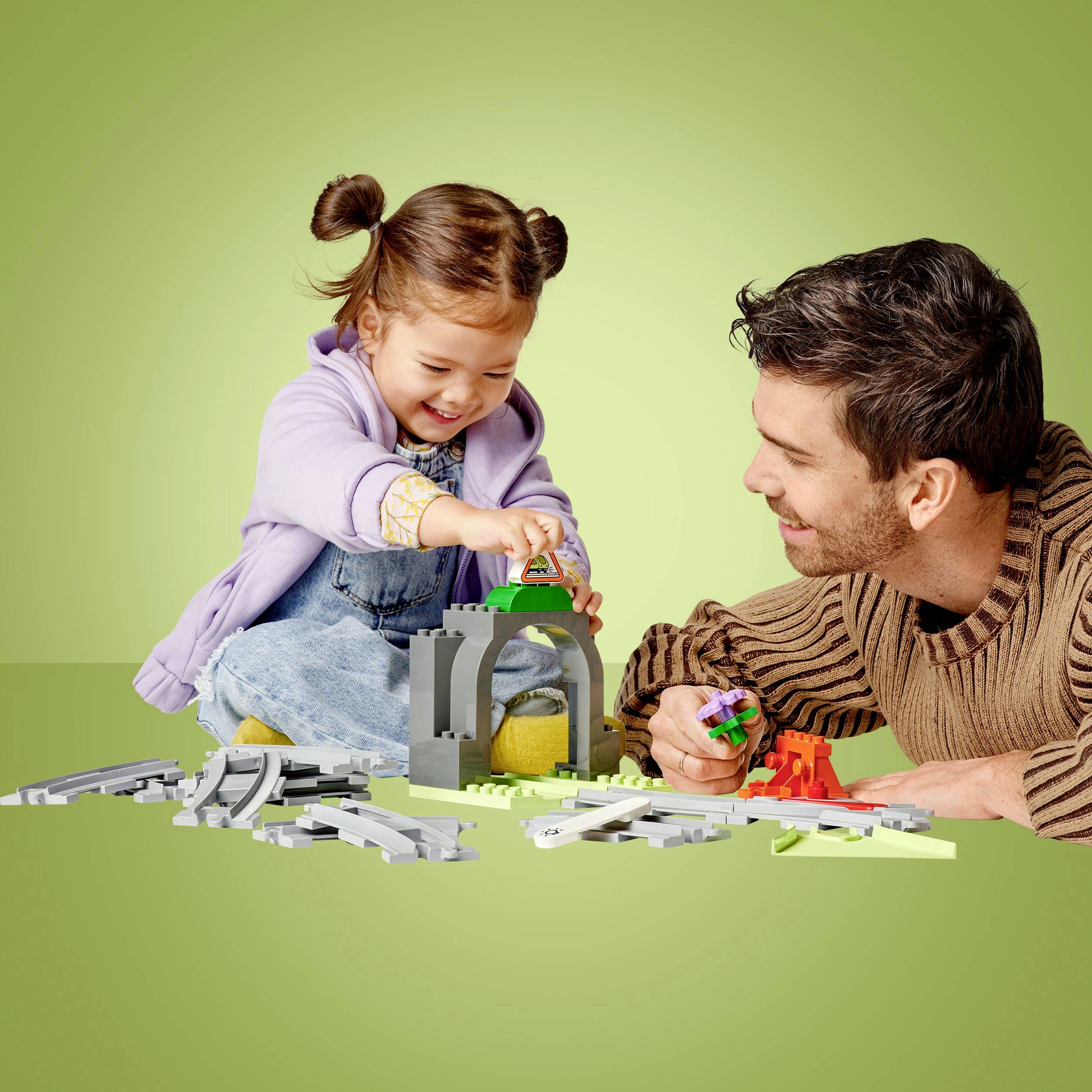 10425 LEGO® DUPLO® Eisenbahntunnel und Schienen – Erweiterungsset