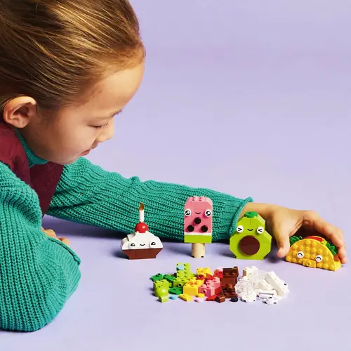 11039 LEGO® CLASSIC Kreativer Snack Bauspaß 11039 LEGO® CLASSIC Kreativer Snack Bauspaß