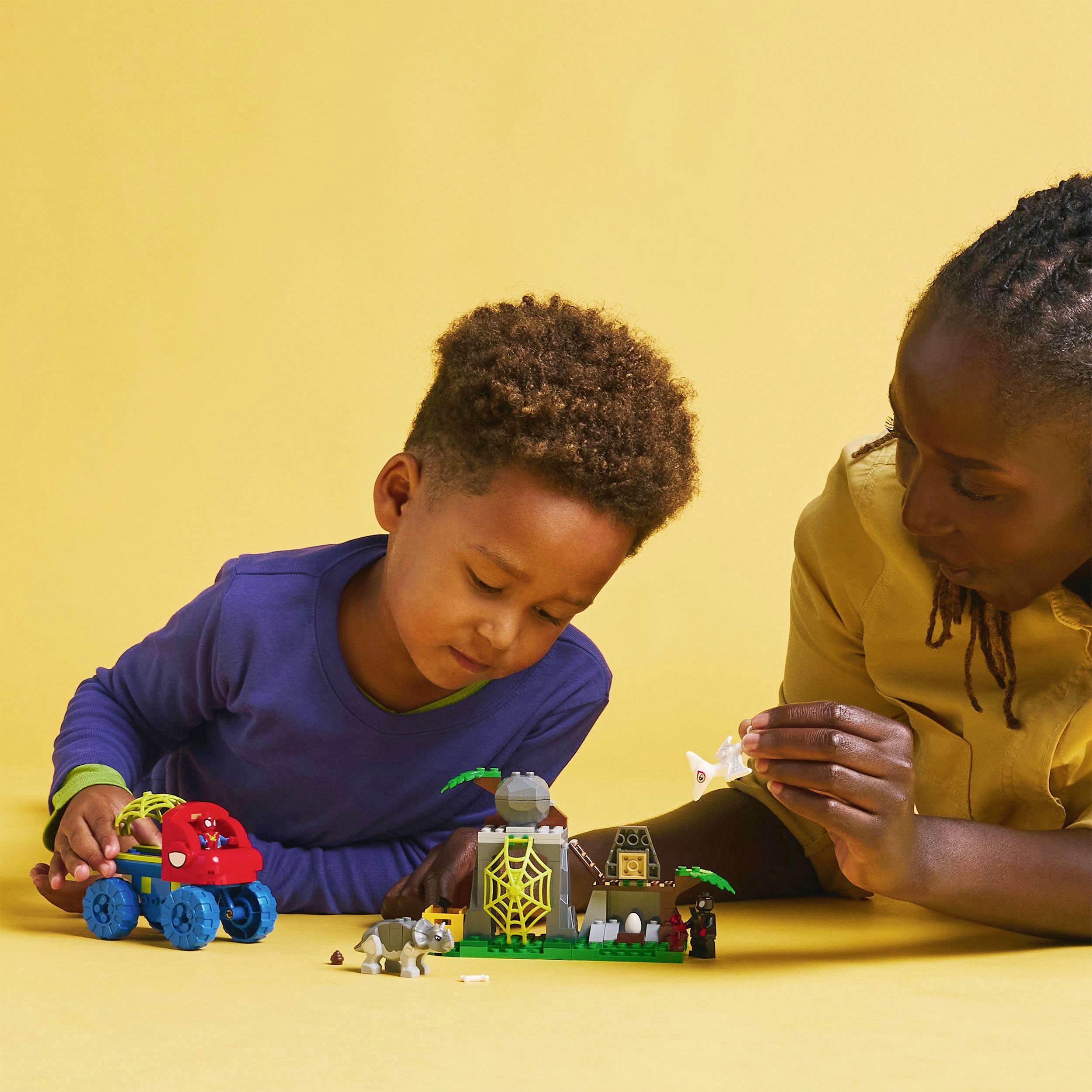 11199 LEGO® MARVEL SUPER HEROES Spideys Team auf Rettungsmission im Dino-Truck