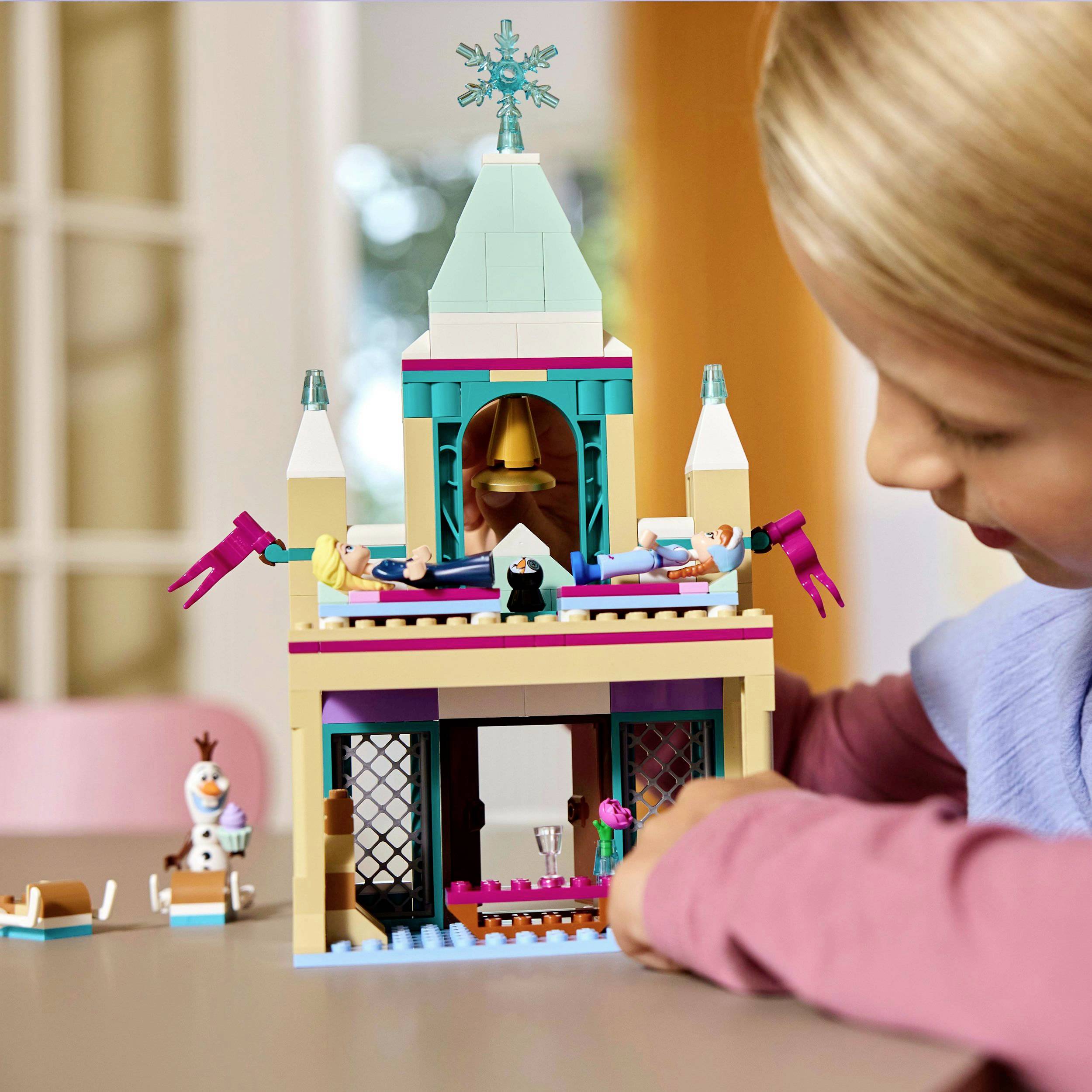 43265 LEGO® DISNEY Das Arendelle Schloss