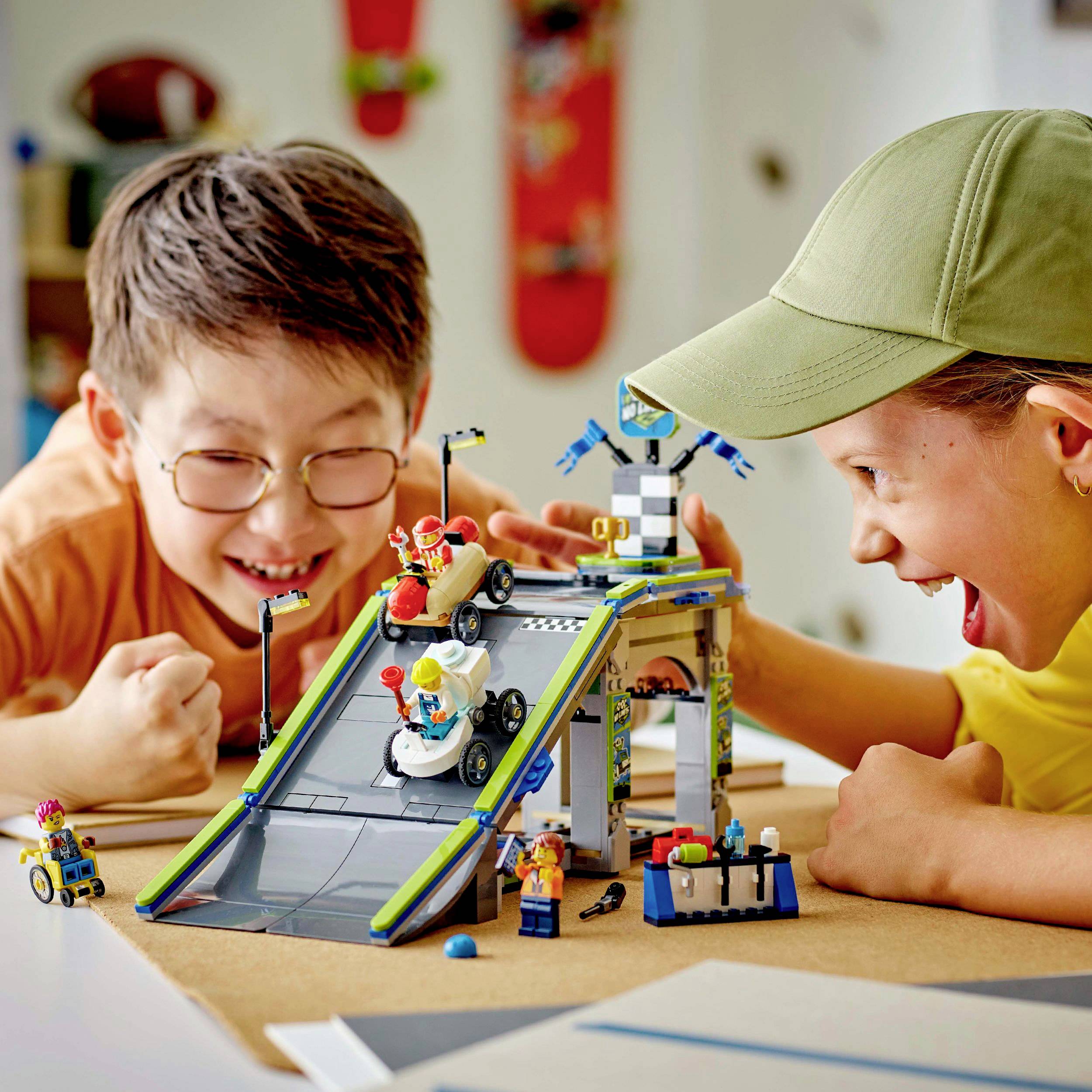 60460 LEGO® CITY Keine Limits: Seifenkistenrennen mit Rampe