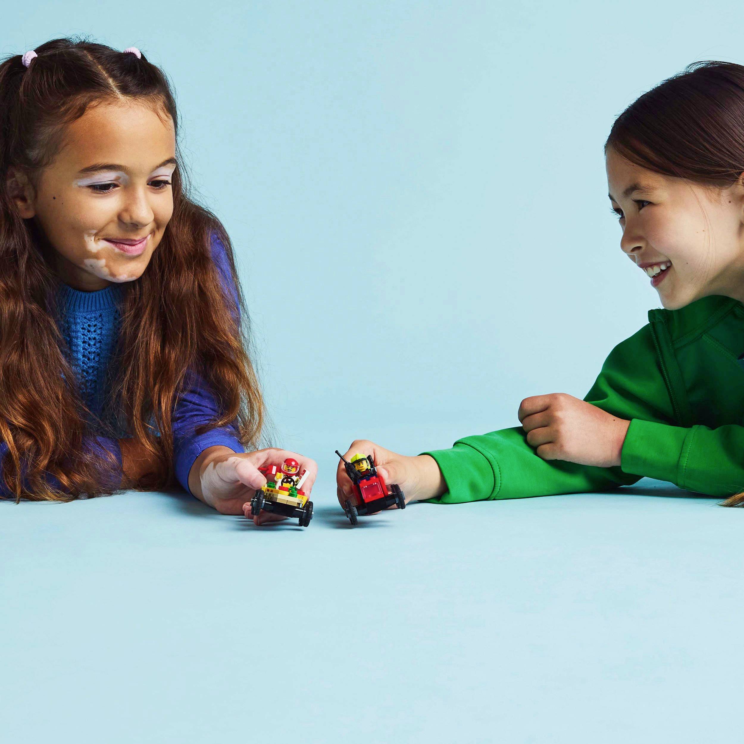 LEGO City - Pizzalieferwagen vs. Löschauto (60458)