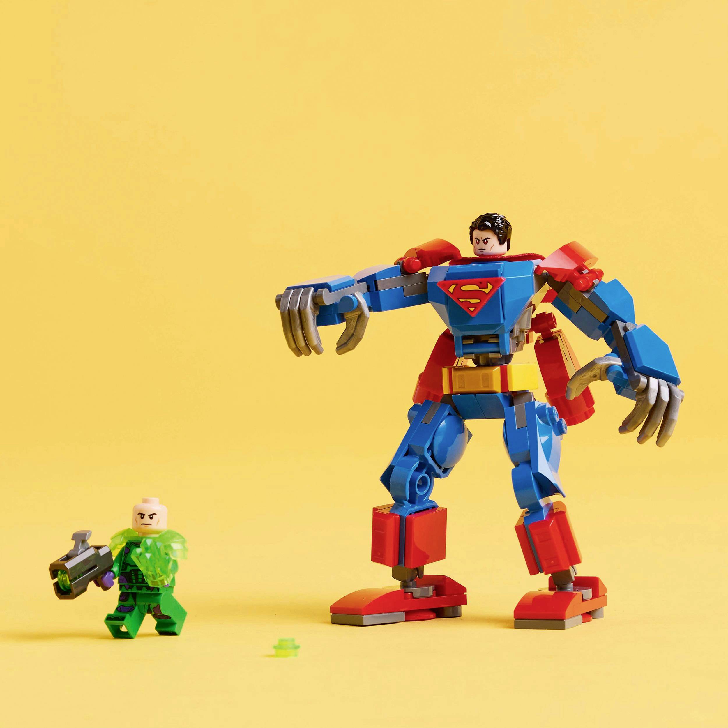 76302 LEGO® DC COMICS SUPER HEROES Superman™ Mech vs. Lex Luthor™