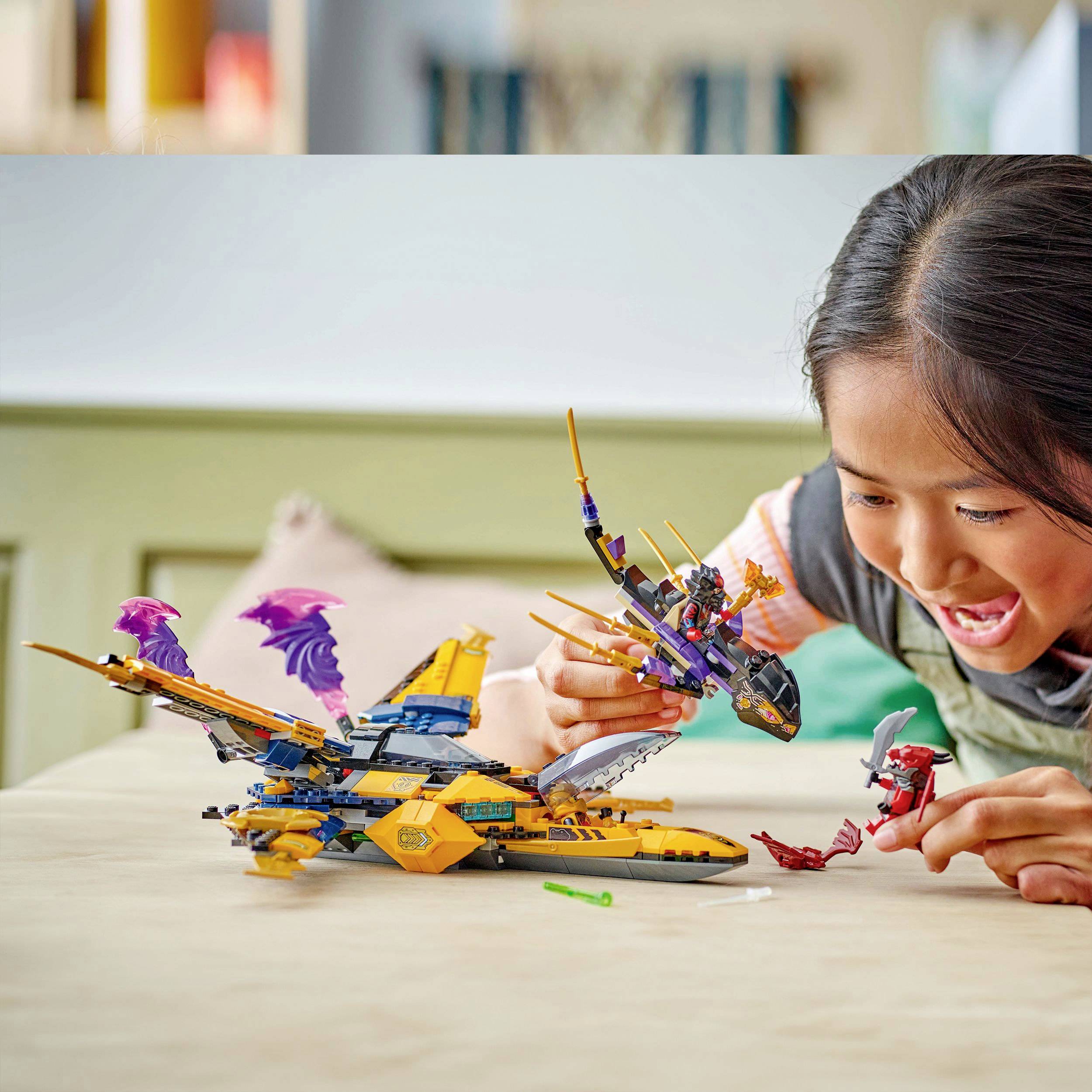 LEGO Ninjago - Ras und Arins Super-Sturmflieger (71833)
