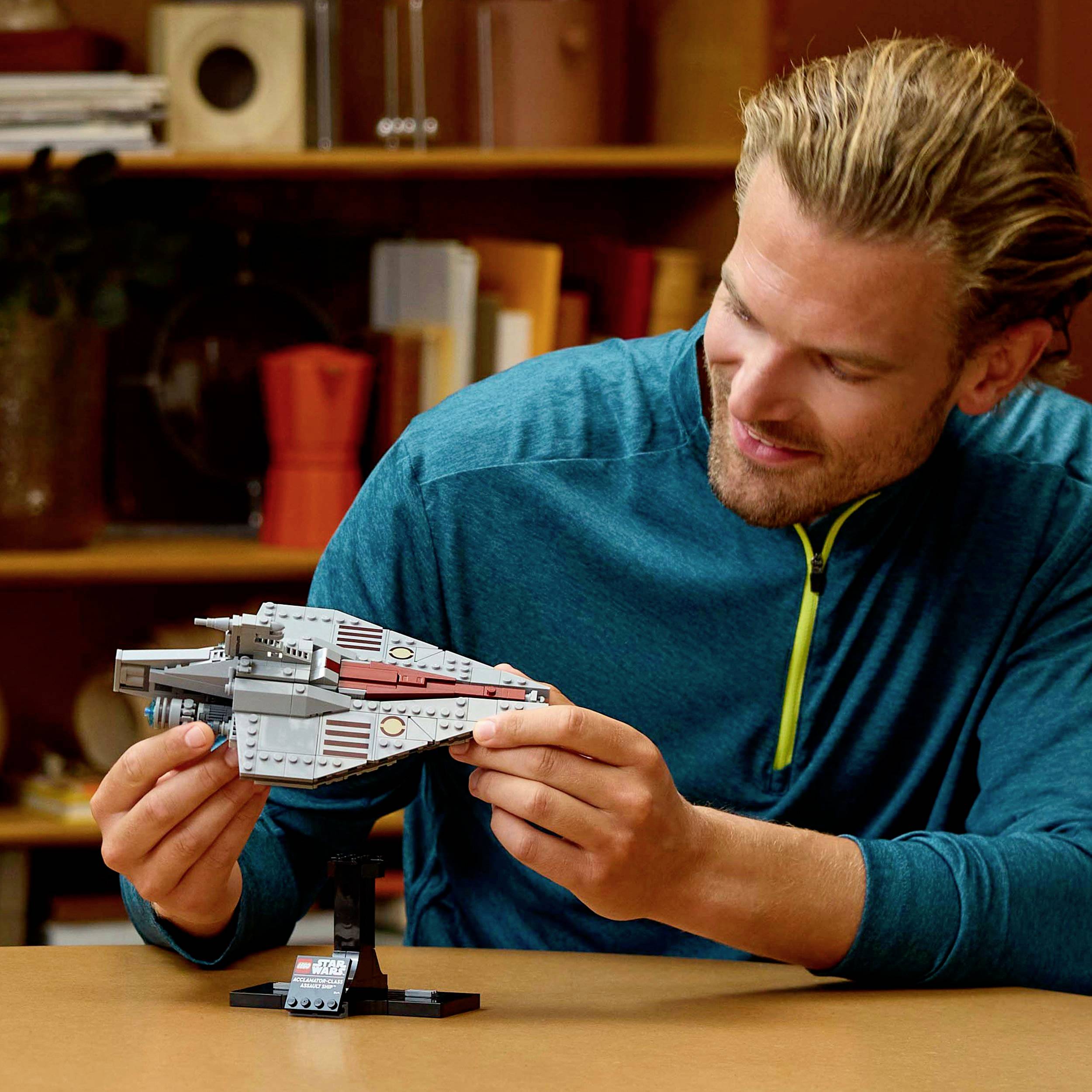 75404 LEGO® STAR WARS™ Assault Ship™ der Acclamator-Klasse