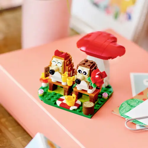 40711 LEGO® ICONS™ Igel und ihr Picknick-Date 40711 LEGO® ICONS™ Igel und ihr Picknick-Date