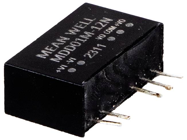 Schwarzer elektronischer Bauteilblock mit mehreren Metallpins, beschriftet mit 'MEAN WELL' und Modellnummer, dient der Spannungsumwandlung.