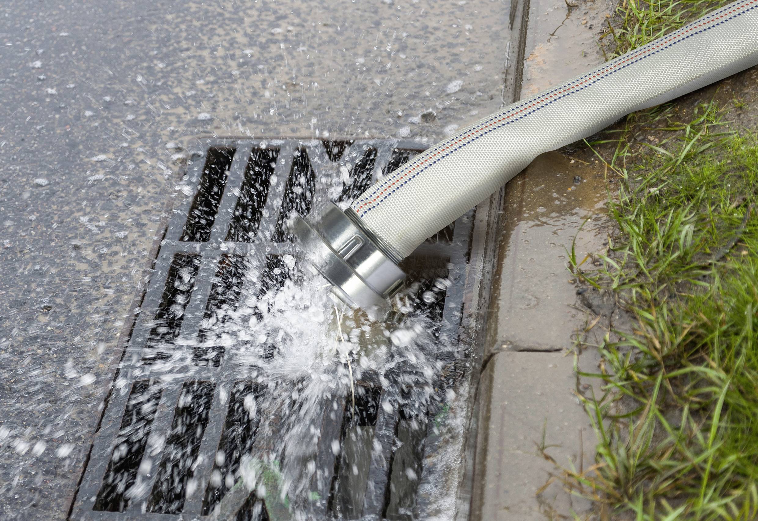 TOOLCRAFT TO-9920238 Schmutzwasser-Tauchpumpe 13000 l/h 9m