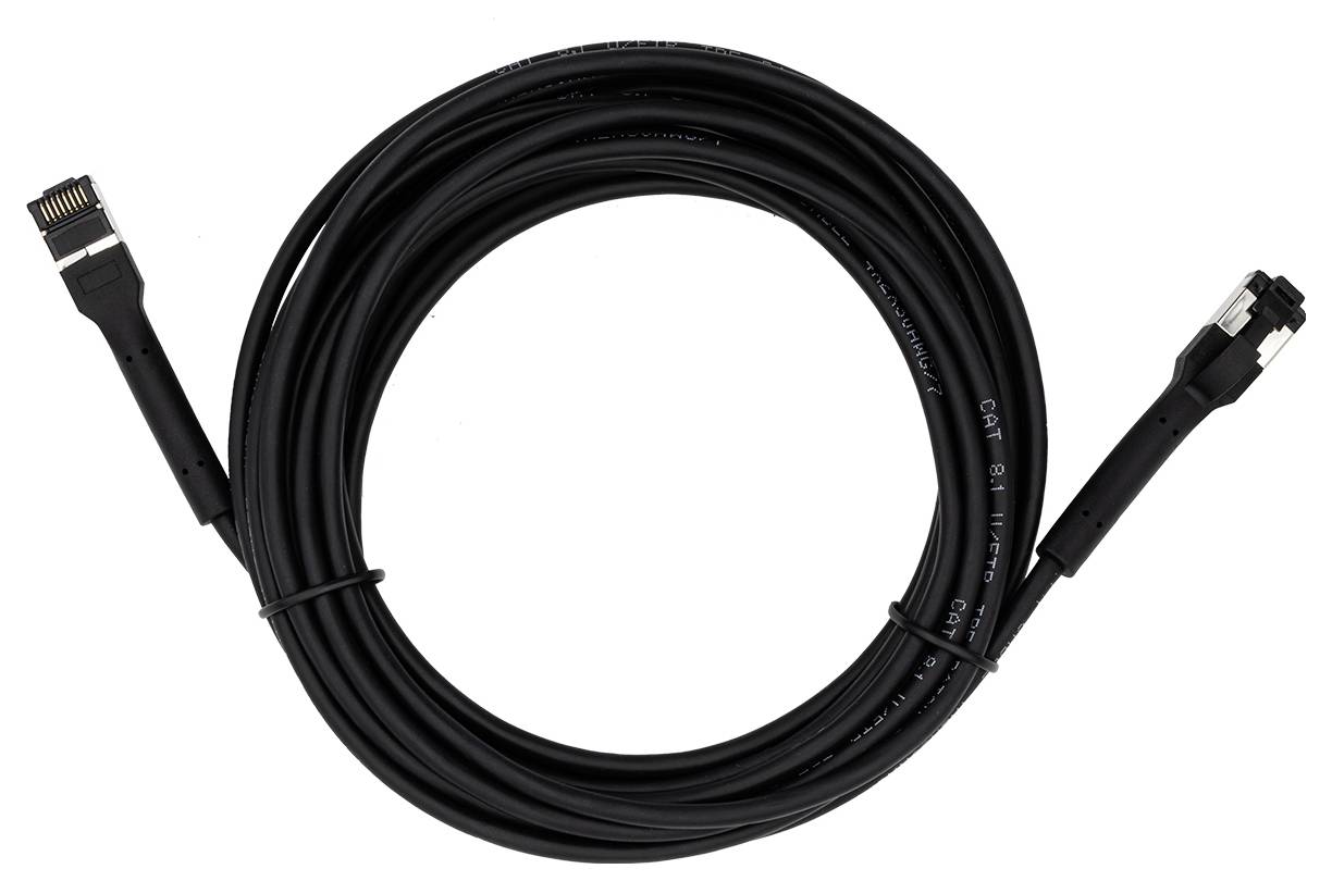 Schwarzes Ethernet-Kabel mit zwei RJ45-Steckern, aufgerollt. Geeignet für Netzwerke und Internetverbindungen.