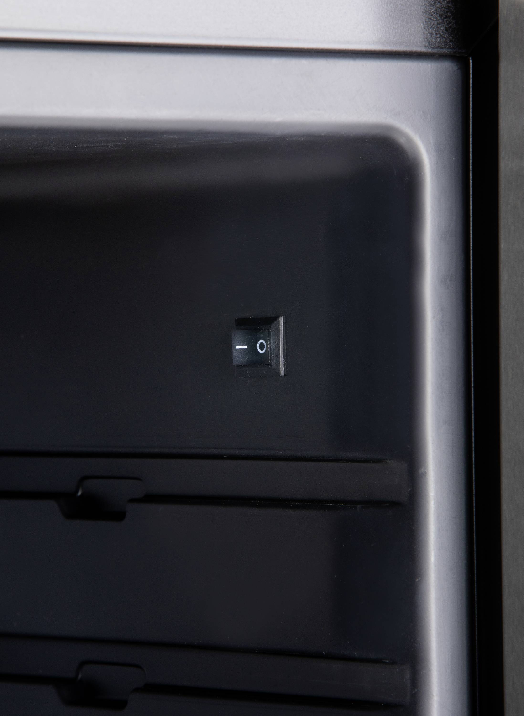 DOMO DO91609BK Party-Kühlschrank EEK: D (A - G) 60 l Standgerät Schwarz, Edelstahl (gebürstet)