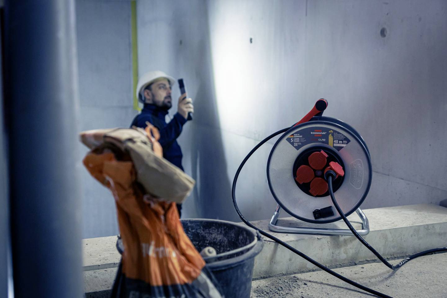 Brennenstuhl 9191400110 Kabeltrommel 40m Schwarz Schutzkontakt-Stecker