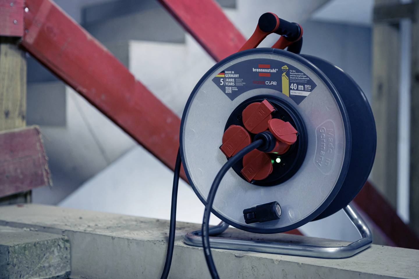 Brennenstuhl 9191400110 Kabeltrommel 40m Schwarz Schutzkontakt-Stecker