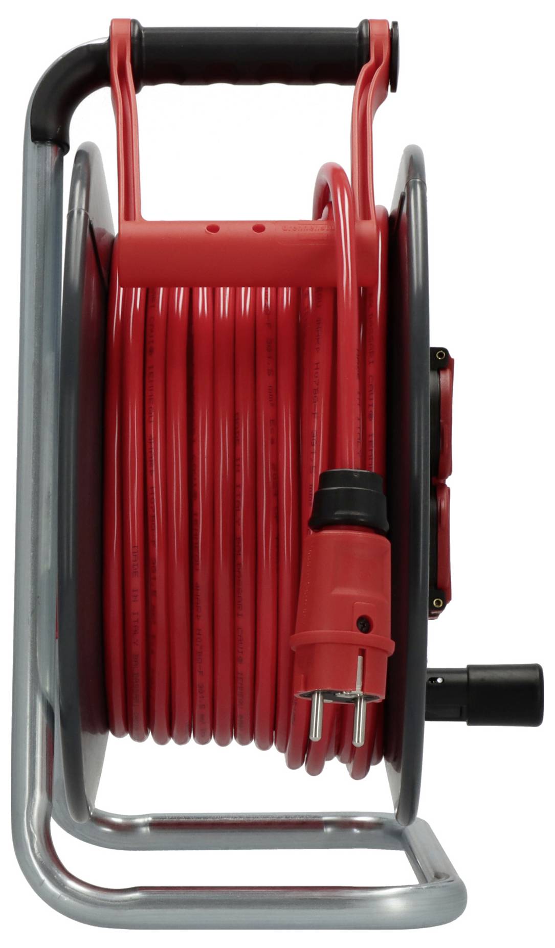 Rote Kabeltrommel mit Handgriff und langem, aufgewickeltem Kabel, montiert auf einem Metallrahmen. Geeignet zur Stromversorgung.