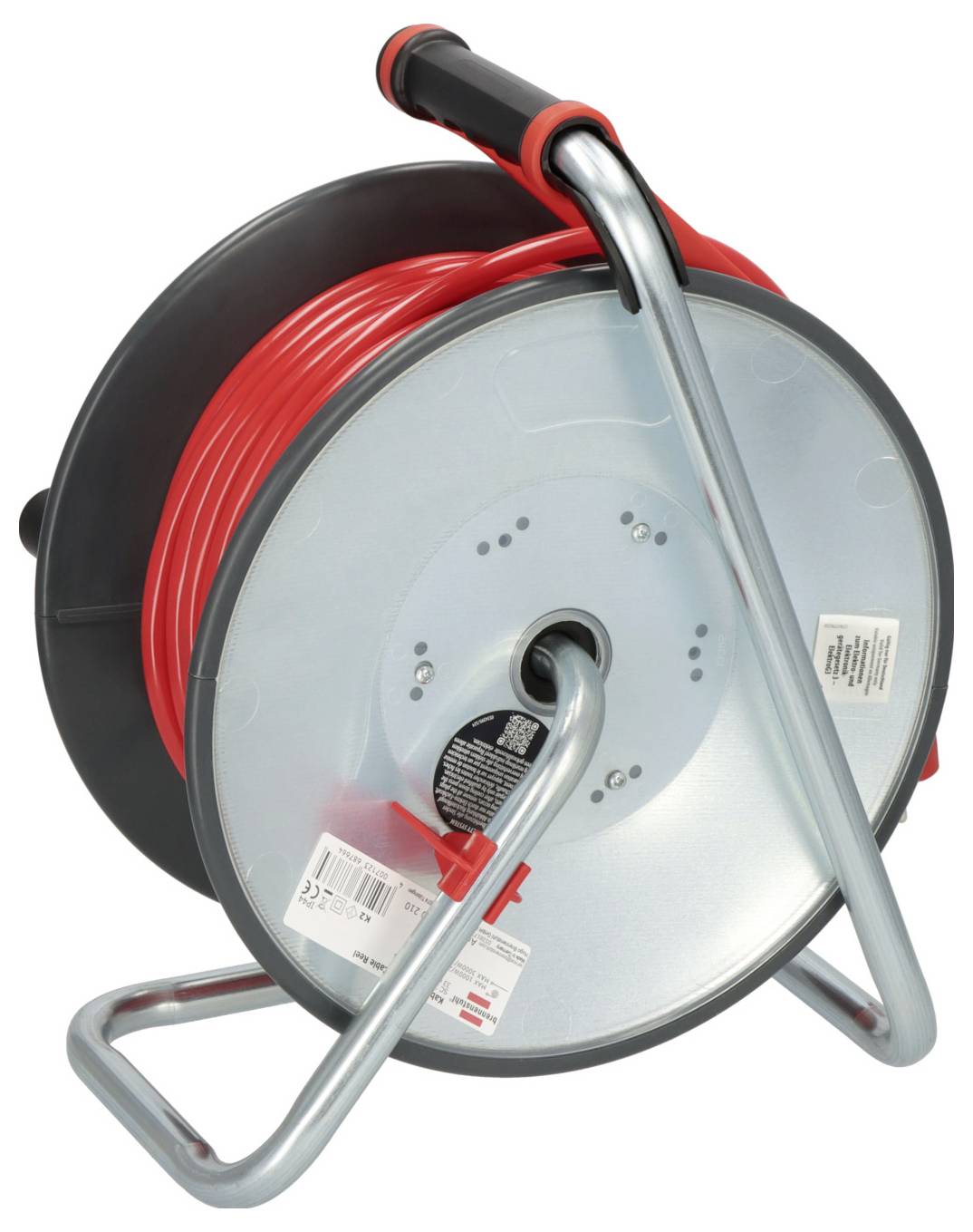 Ein silberner Kabeltrommel mit rotem Verlängerungskabel, auf einem Metallständer montiert, für den Innen- oder Außeneinsatz.