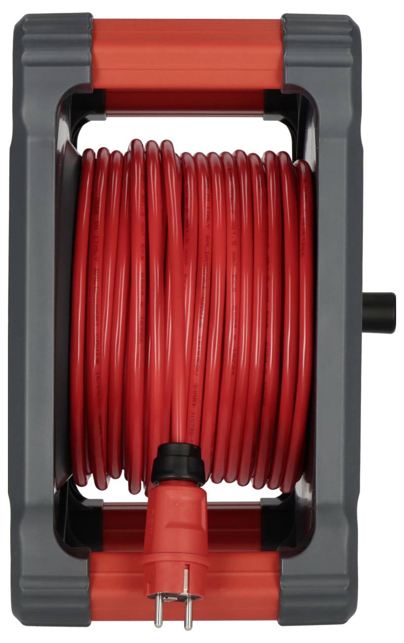 Graue Kabeltrommel mit rotem Kabel, aufgerollt, und einem Steckdosenstecker an einem Ende.