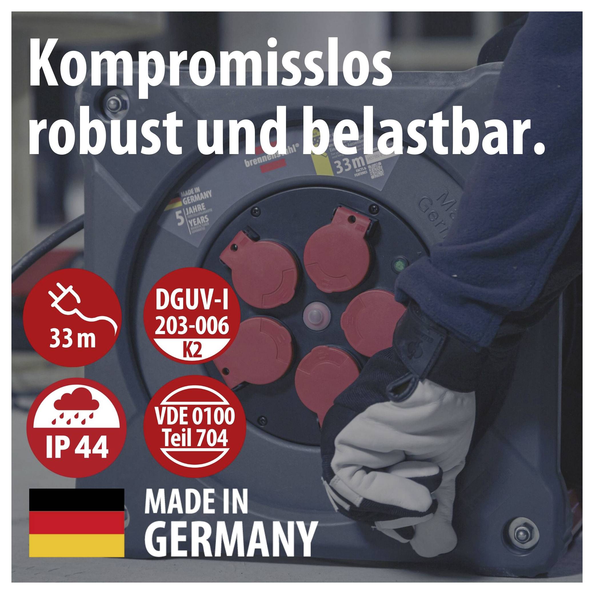 Werbeplakat für eine robuste Kabeltrommel mit 'Kompromisslos robust und belastbar', 33 m, IP44, DGUV-I 203-006 K2, VDE 0100 Teil 704, 'Made in Germany'.