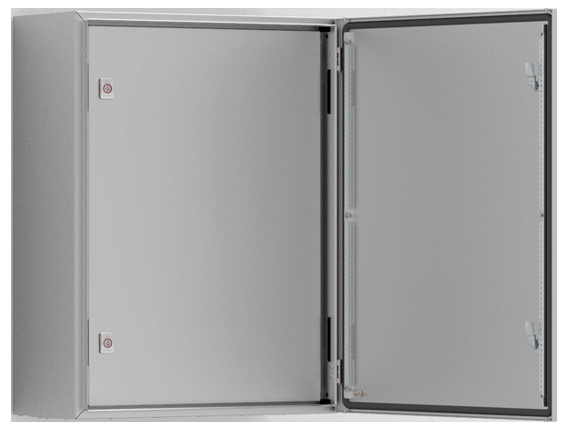 Ein offener grauer Schaltschrank, leer und ohne sichtbare Ausstattung, mit geöffneter Metalltür, geeignet für industrielle Zwecke.