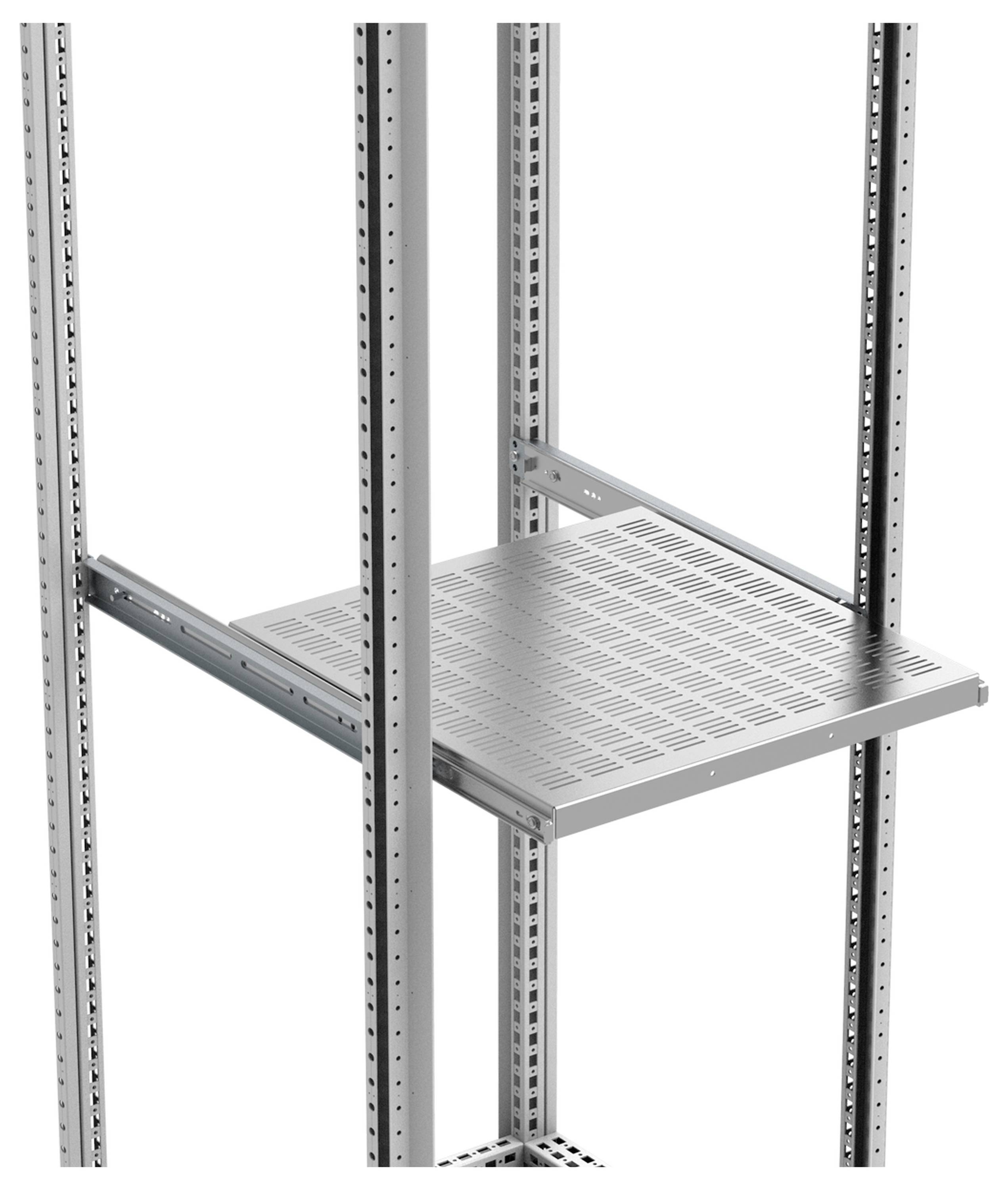 Ein silbernes, belüftetes Regalbrett in einem Metallregalsystem, geeignet für Server- oder Netzwerkinstallationen.