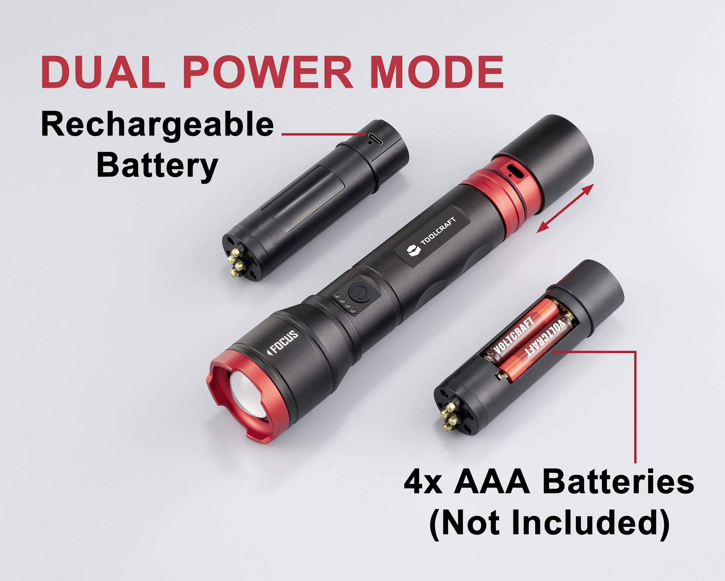 Taschenlampe mit zwei Stromversorgungsoptionen: wiederaufladbarer Akku und 4x AAA-Batterien (nicht enthalten), mit Power-Taste.