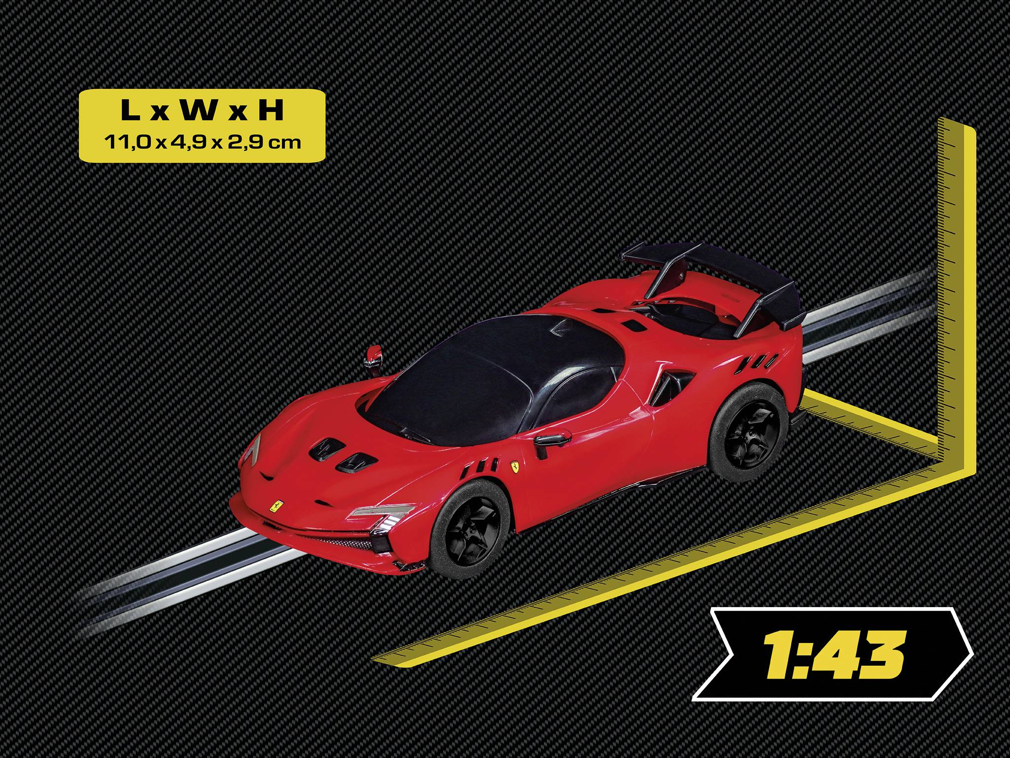 Ein rotes Modellauto mit schwarzen Details, Maße 11,0 x 4,9 x 2,9 cm, Maßstab 1:43, auf schwarzem Hintergrund mit gelben Akzenten.
