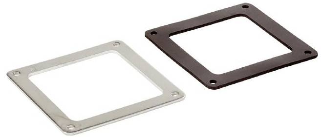 Zwei quadratische Metallrahmen, einer silbern und einer schwarz, nebeneinander liegend. Beide haben runde Löcher an den Ecken.