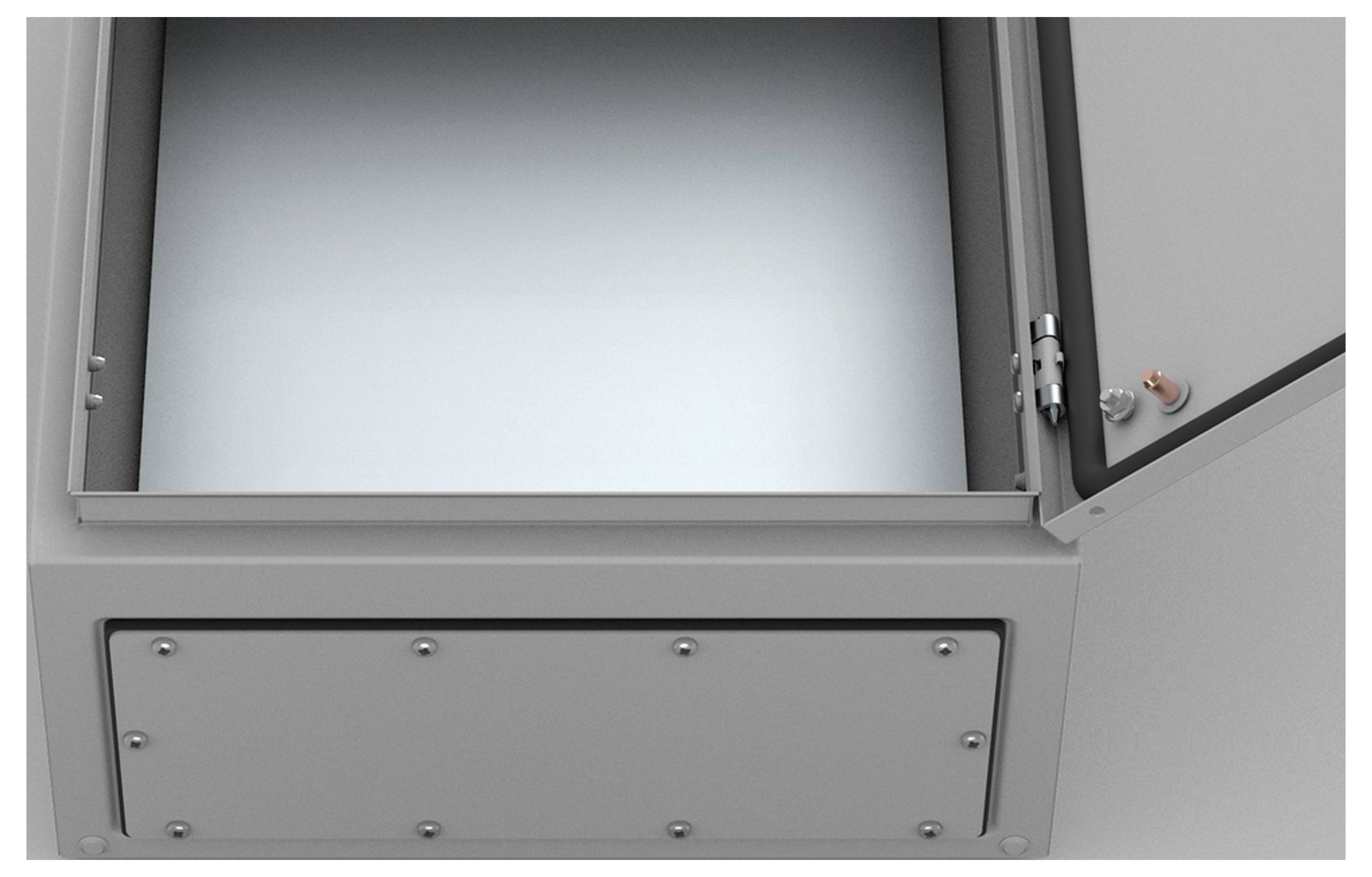 Geöffneter grau-metallischer Elektro-Schaltschrank, ohne sichtbare elektrische Komponenten, zeigt die leere Innenseite der Tür.