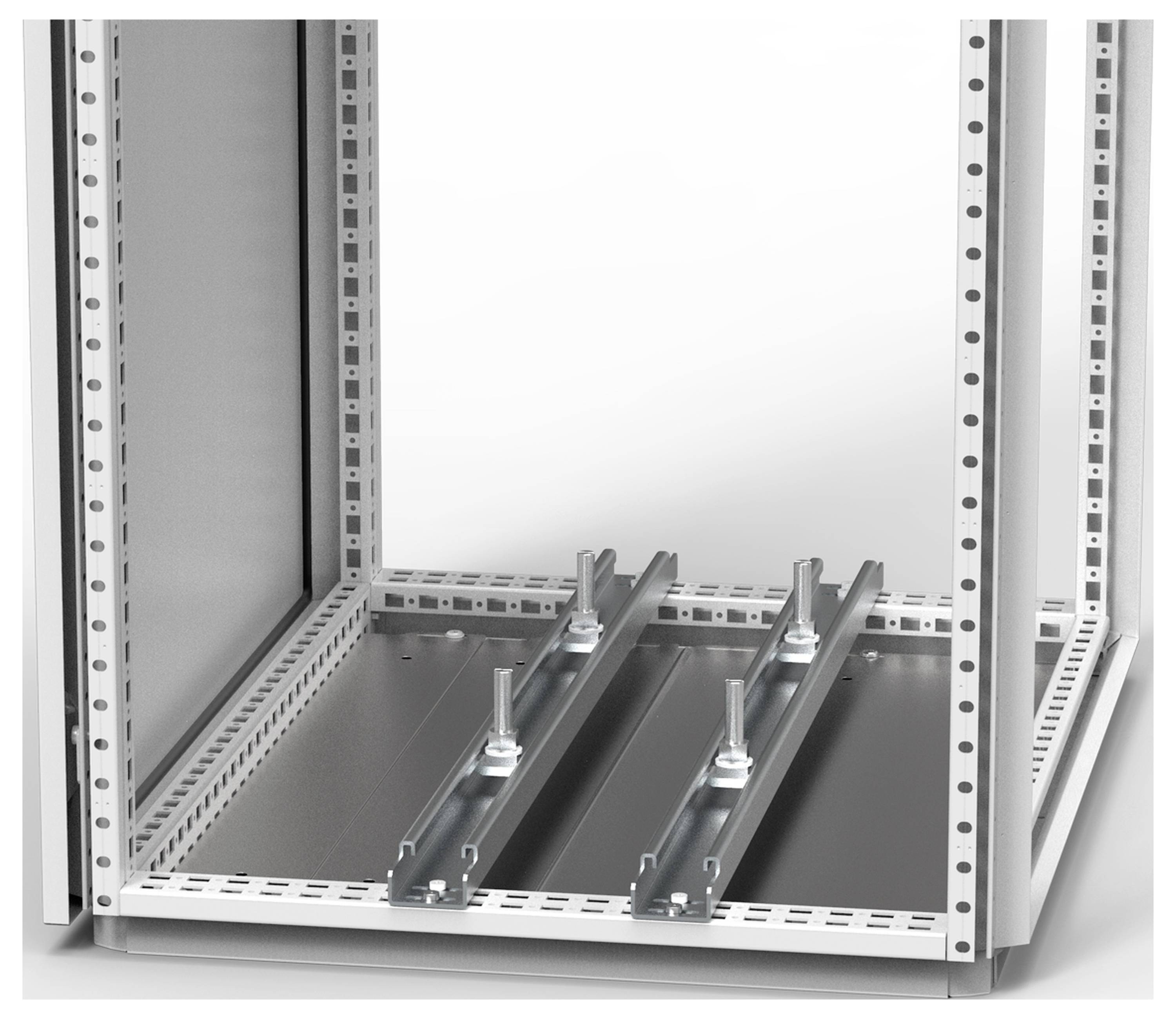 Ein leerer Metallrahmen mit Schienen an der Unterseite, vermutlich zur Aufnahme von Hardware oder elektronischen Geräten.