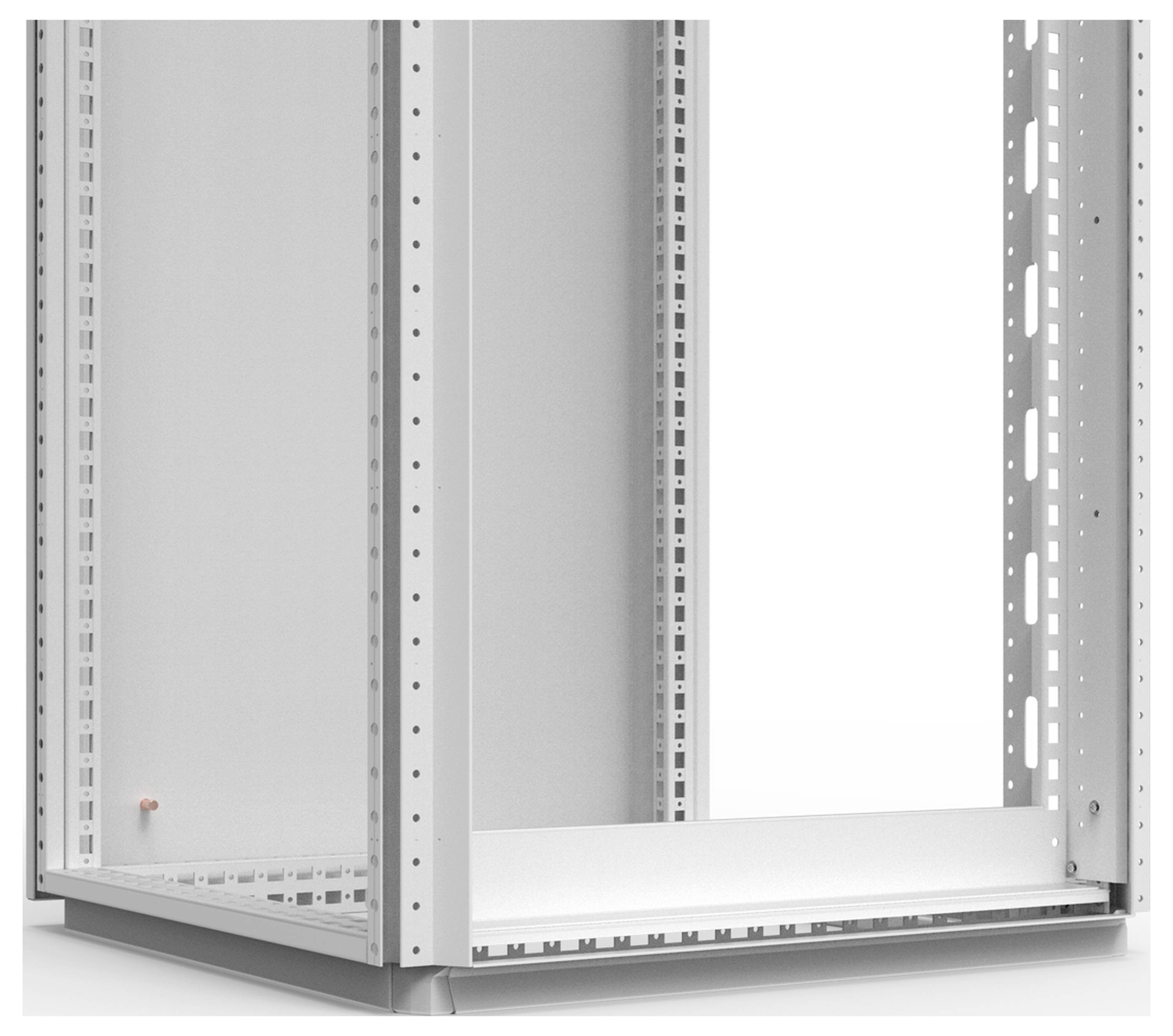 Ein offener Metallschrank ohne Regalböden, geeignet für industrielle Anwendungen oder als Servergehäuse, leer und unmontiert.