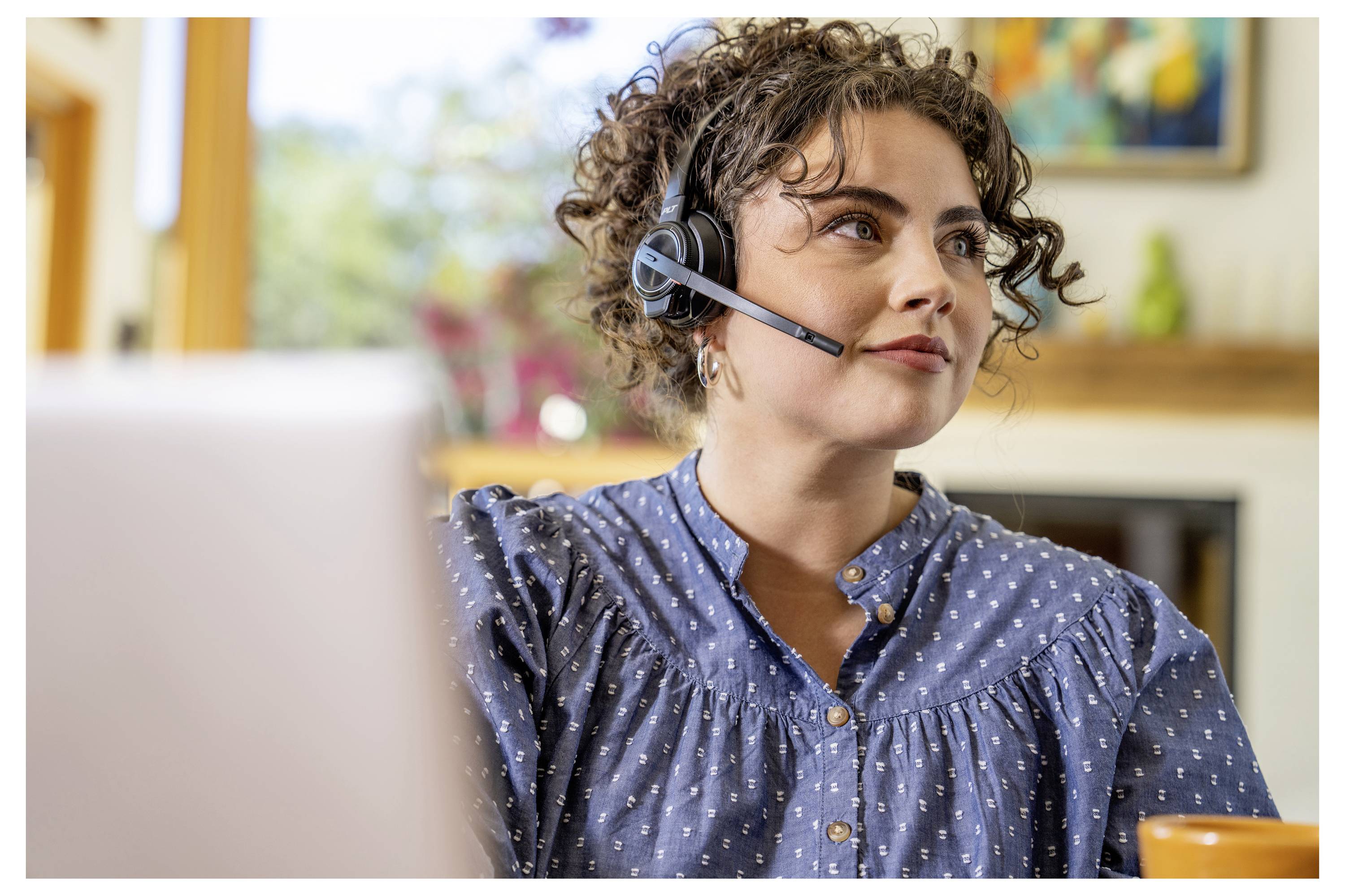 HP Poly Savi 8210-UC On Ear Headset DECT, Bluetooth® Stereo Schwarz Noise Cancelling Headset, Lautstärkeregelung