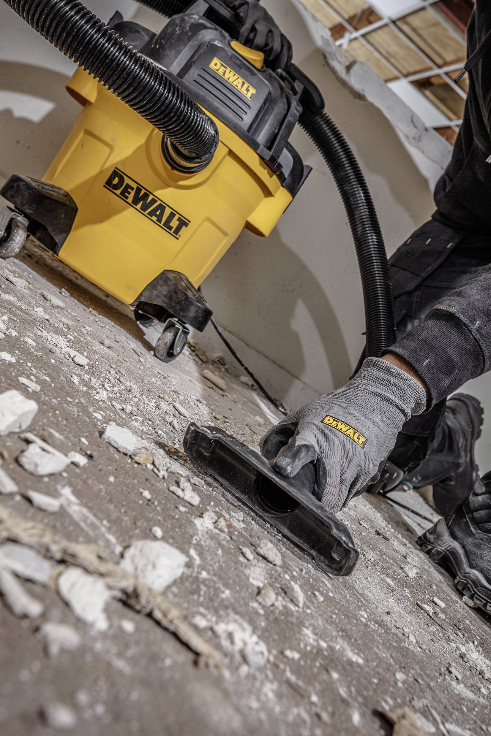 DEWALT DXV20PB Nass-/Trockensauger 1050W 20l